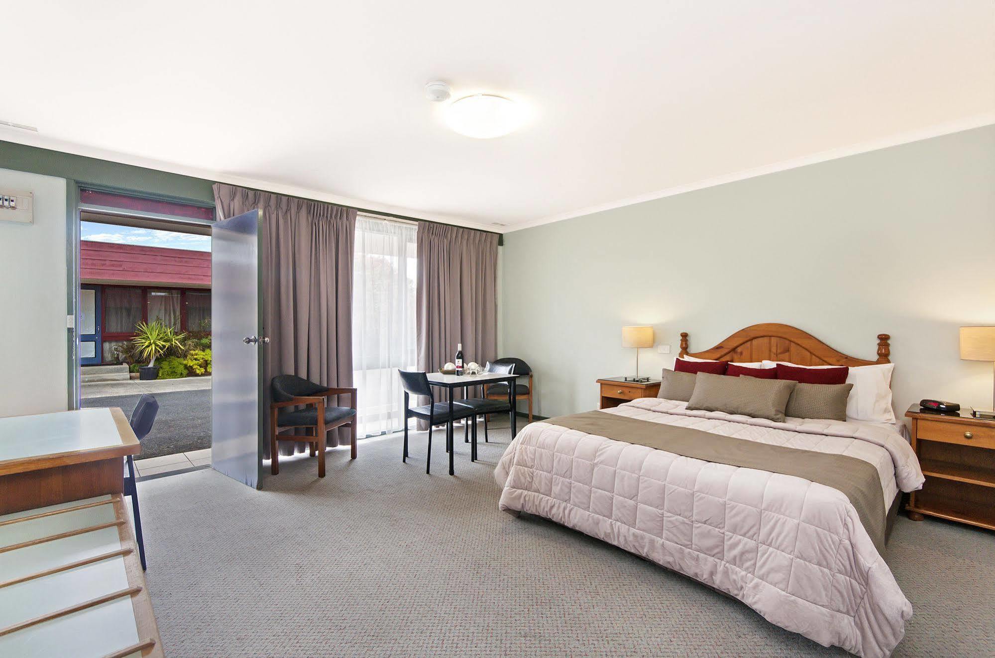 Melaleuca Motel Портленд Екстер'єр фото