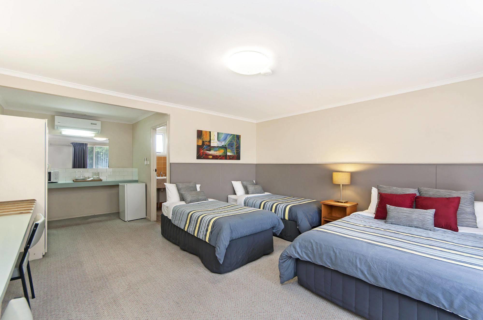 Melaleuca Motel Портленд Екстер'єр фото