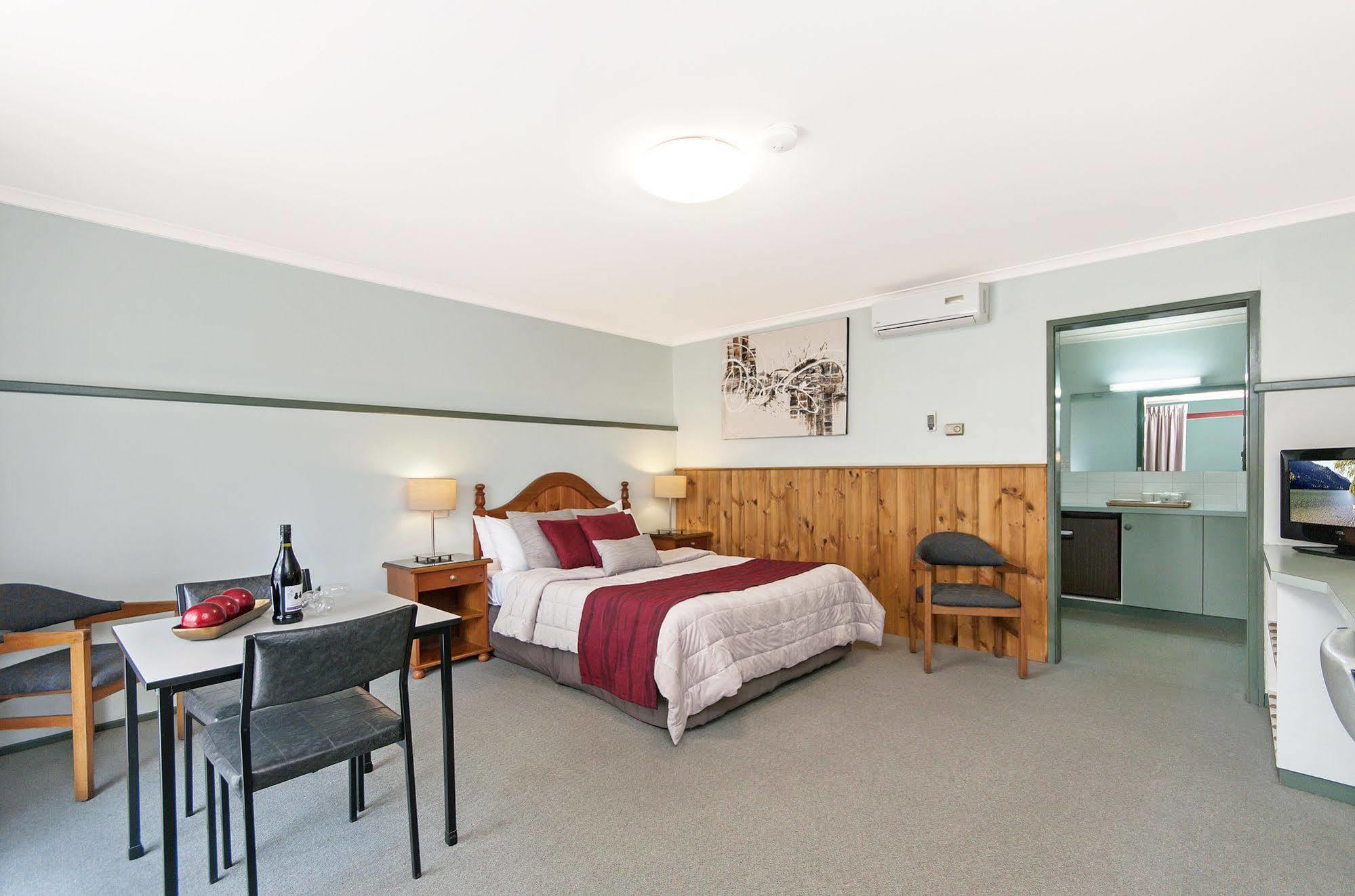 Melaleuca Motel Портленд Екстер'єр фото